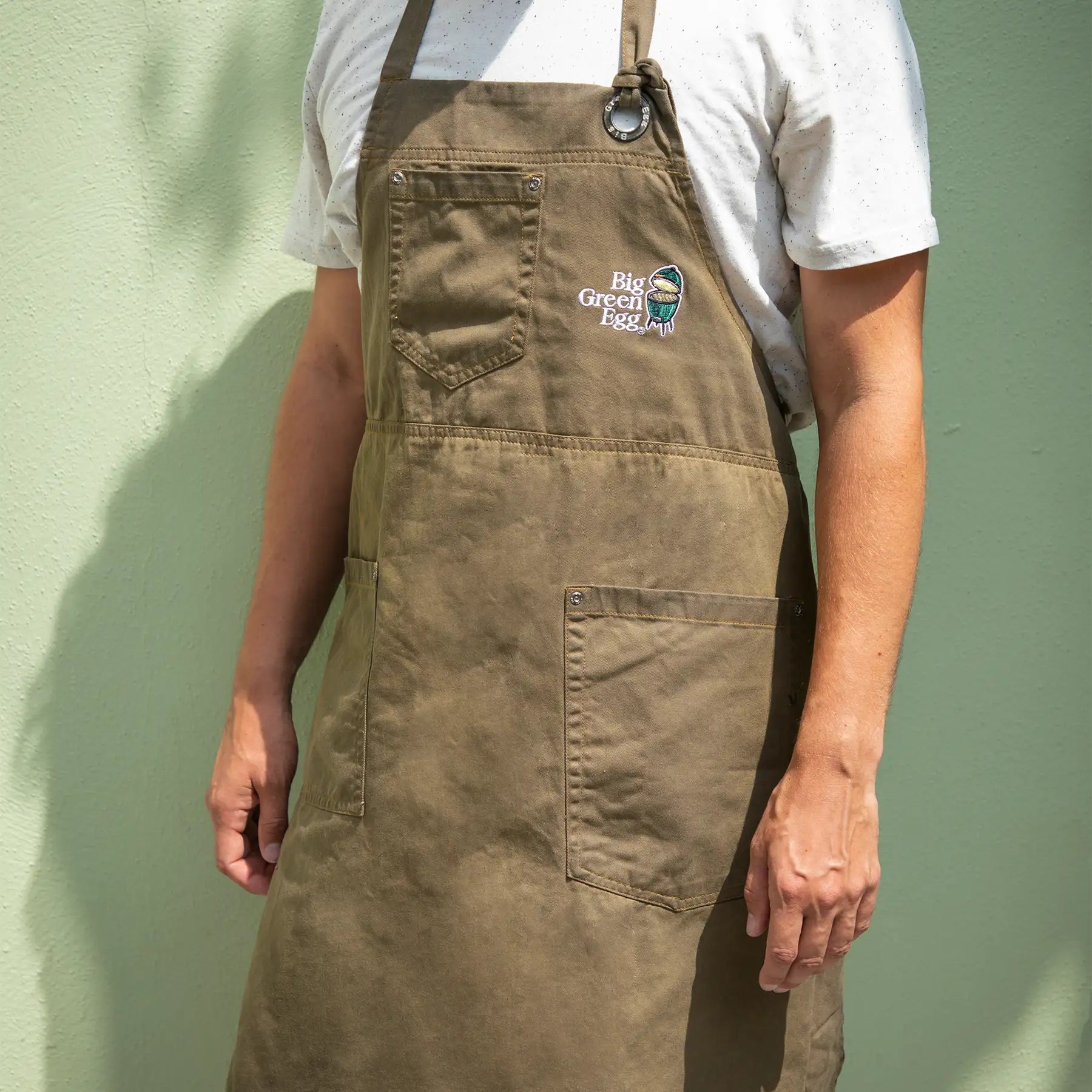 Big Green Egg Schürze, khaki